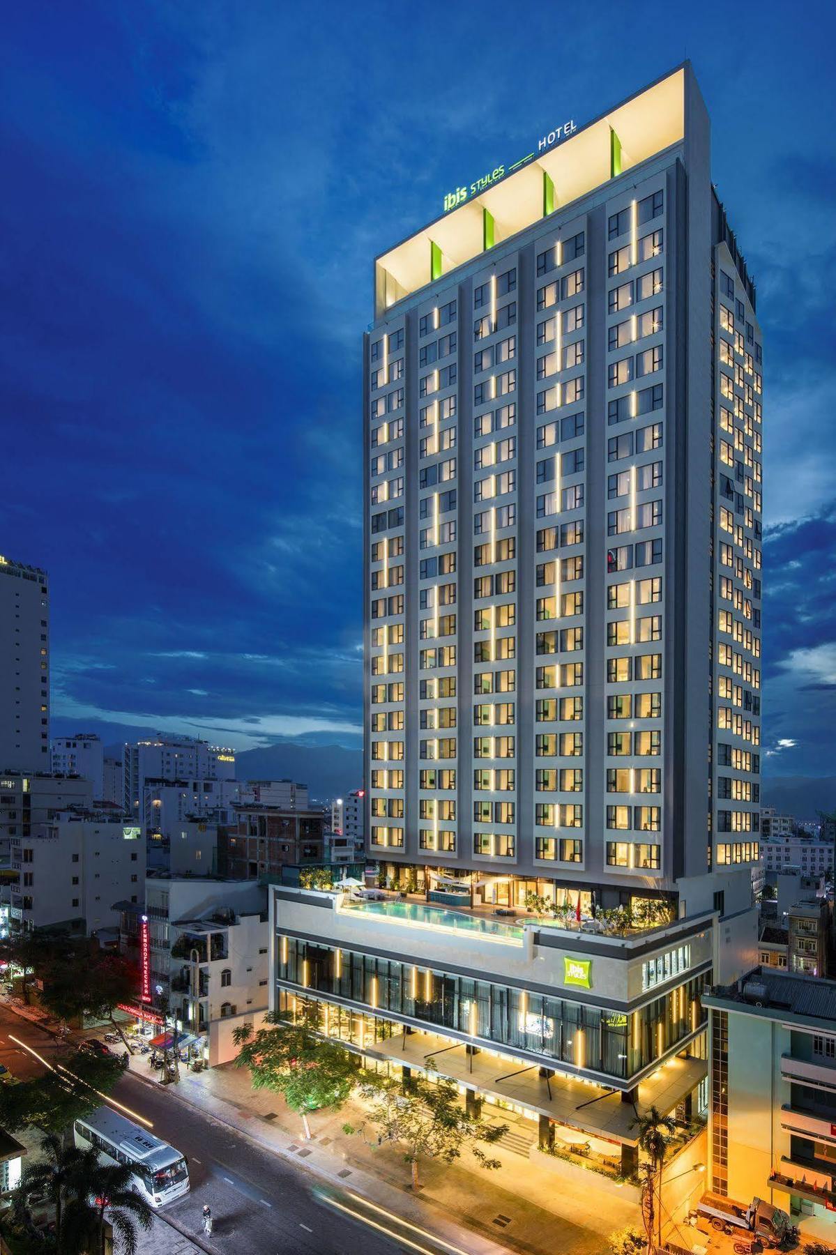 Hotel Ibis Styles Nha Trang Esterno foto