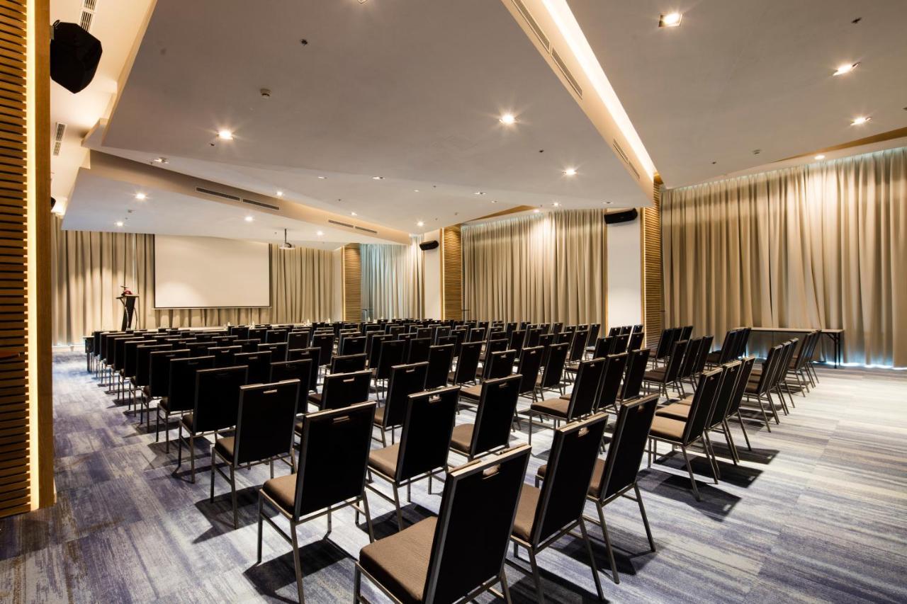 Hotel Ibis Styles Nha Trang Esterno foto