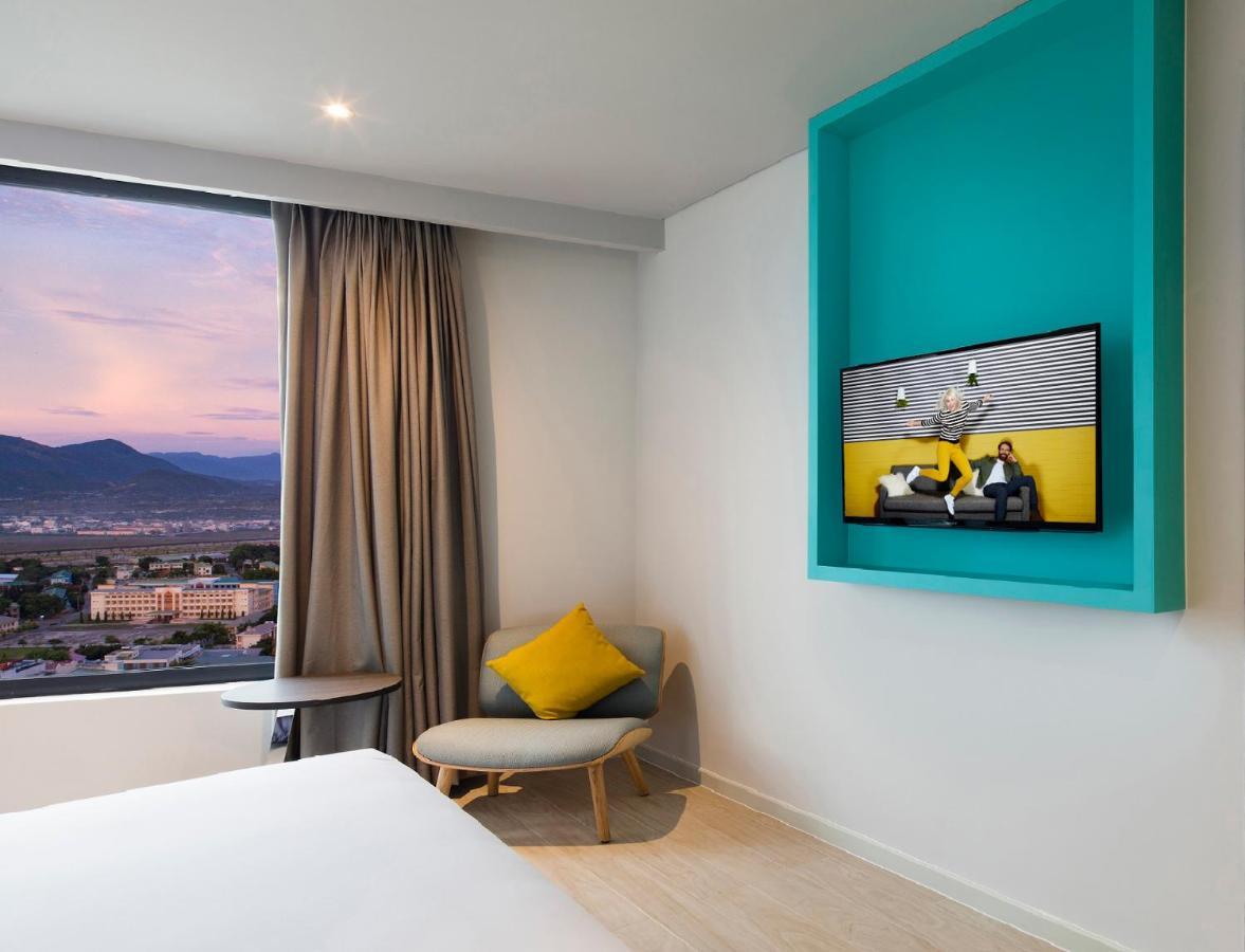 Hotel Ibis Styles Nha Trang Esterno foto